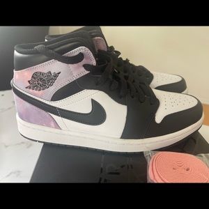 Air Jordan 1 Mid SE Zen Master | Brand New | Never Worn | Original Box